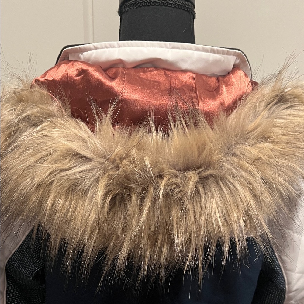 Body Glove Women's White and Navy Ski Jacket with Faux Fur Hood Size S - Picture 6 of 9